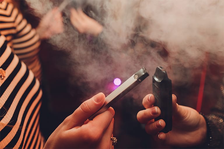 Vapes with the Smoothest Draw for First-Time Users
